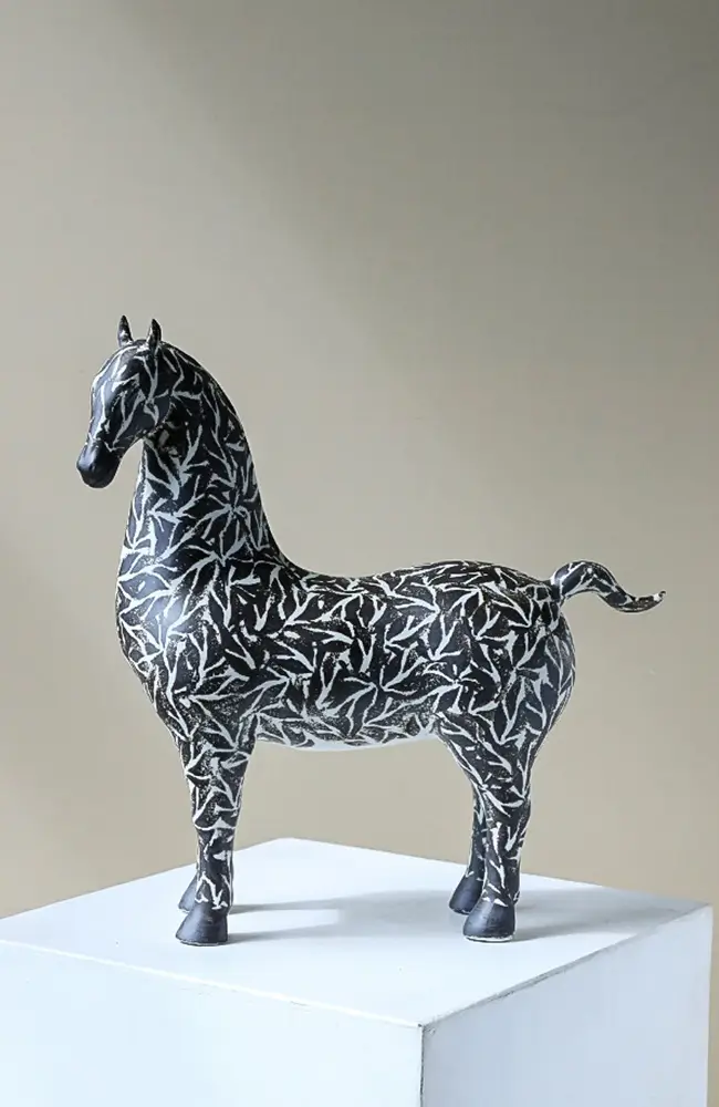 horse figurines collectibles